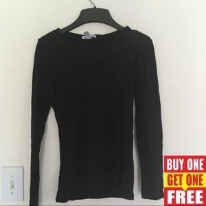 black long sleeve shirt